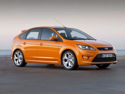 Автостекла Ford Focus ST II c установкой в Москве